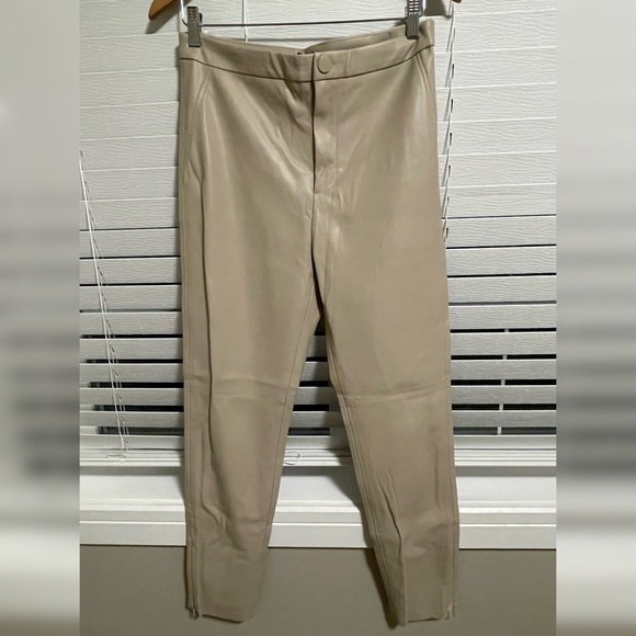 Faux Leather Leggings - Picture 1 of 3